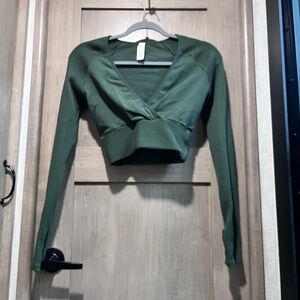 Balance Athletica/ Vitality dark green ribbed long sleeve crop top sz small